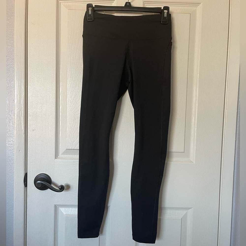 Nike 3/4 Dri-Fit leggings size Small